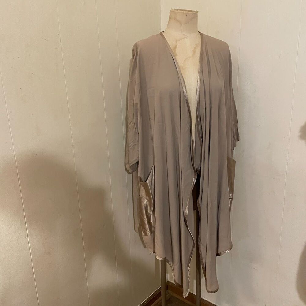 Vintage 80s YOULIM USA Lagenlook Kimono Duster Taupe Crepe Mystery Pocket OS